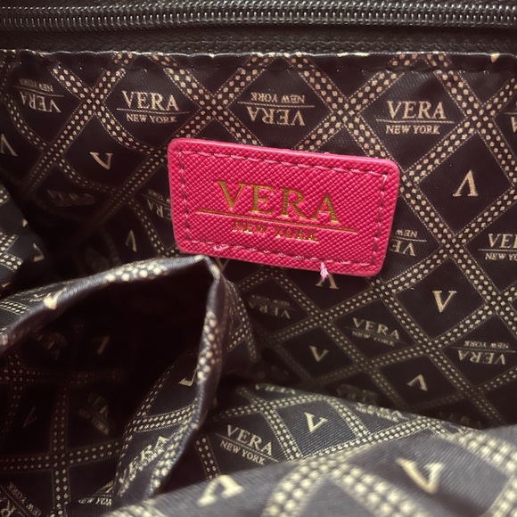 Vera New York magenta pink textured quilted backpack - Picture 7 of 15